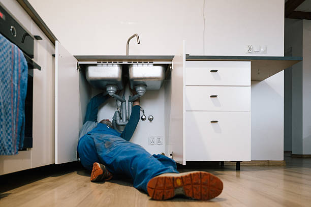 Professional Leak Detection technician working in Morton, NY